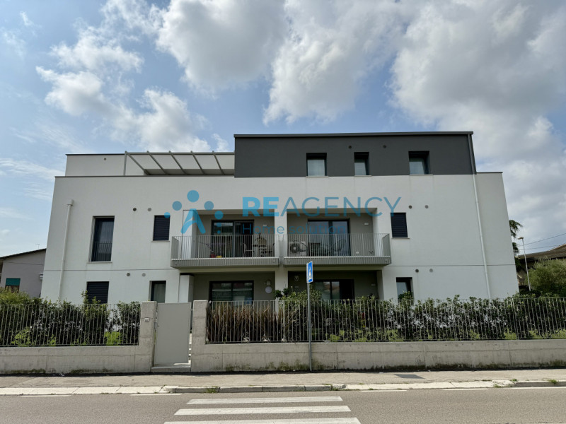 CREAZZO

Sei alla ricerca di un appartamento NUOVO in Classe A4 disponibile da SUBITO?

EURO 255....