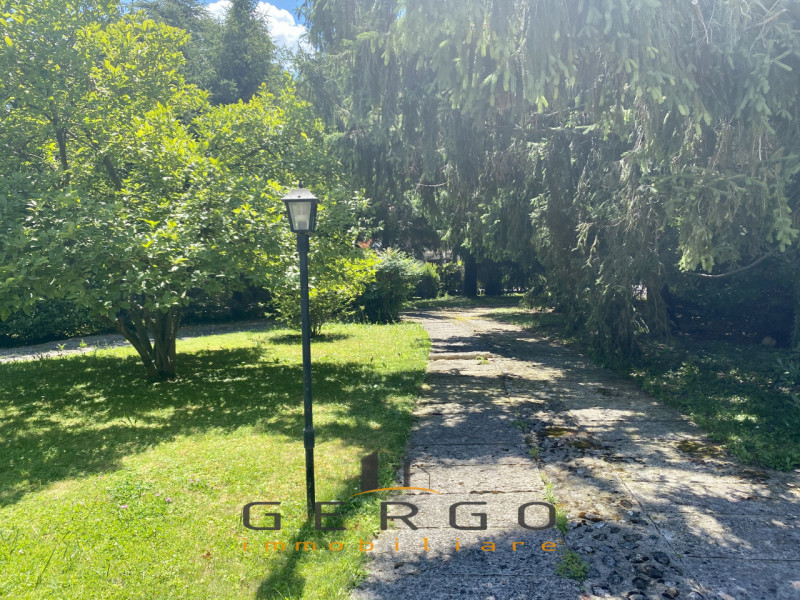 (Per INFO 3316190143) A Scorzè, in frazione Peseggia, proponiamo in vendita un'abitazione del 180...