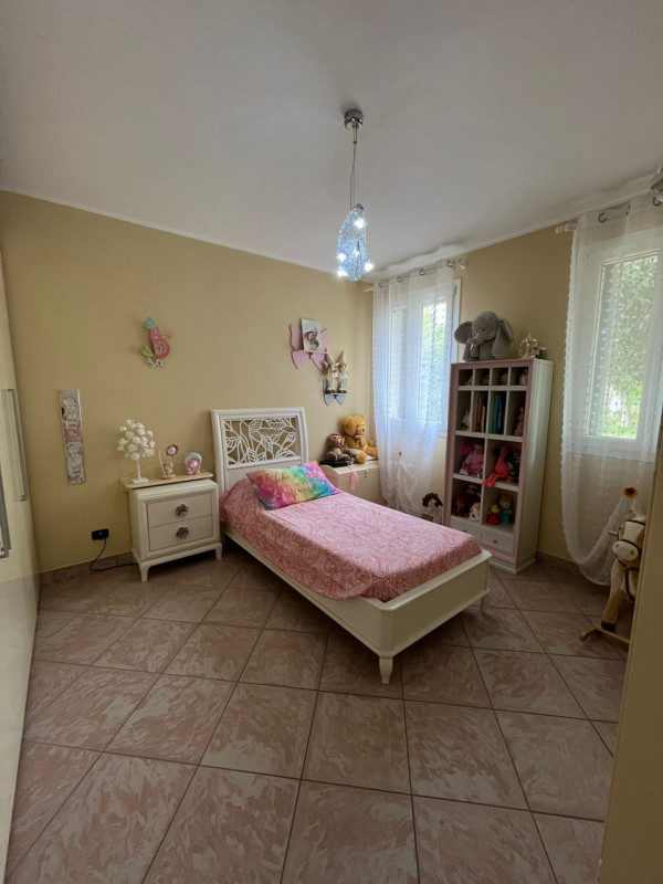 In vendita a Urbana, località San Salvaro, porzione di bifamiliare disposta interamente al piano ...