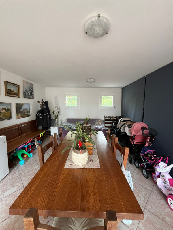 In vendita a Urbana, località San Salvaro, porzione di bifamiliare disposta interamente al piano ...