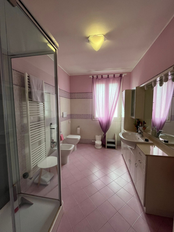 In vendita a Urbana, località San Salvaro, porzione di bifamiliare disposta interamente al piano ...