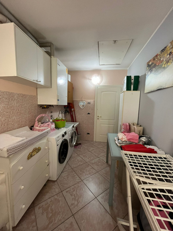 In vendita a Urbana, località San Salvaro, porzione di bifamiliare disposta interamente al piano ...