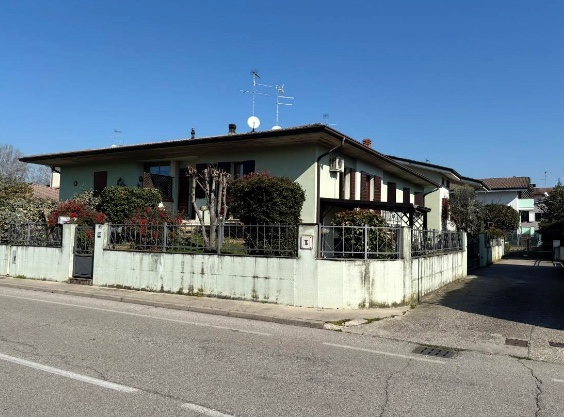 Curtatone Vendita Casa singola terratetto