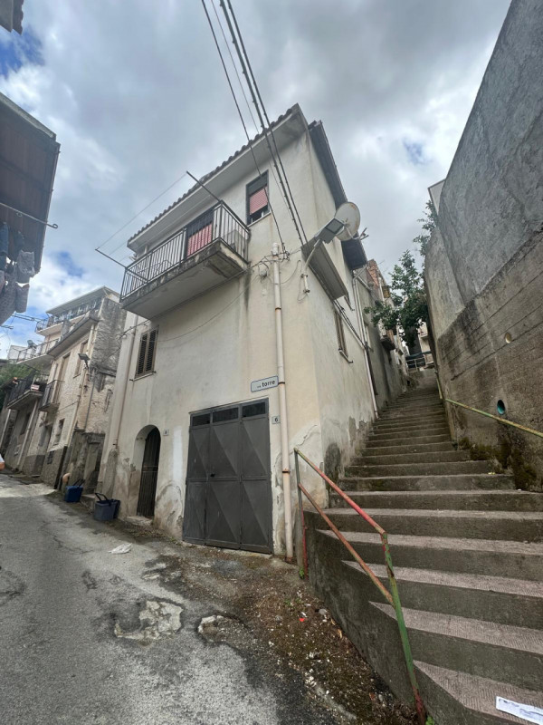 Gualtieri Sicaminò Vendita Casa singola terratetto