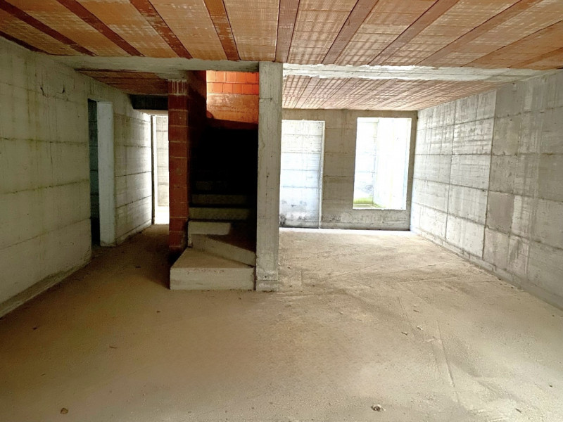 (Per INFO 3316190143) A Piombino Dese, in zona residenziale tranquilla e vicina al centro, propon...