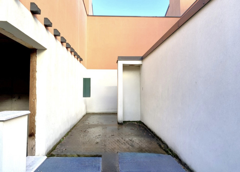 (Per INFO 3316190143) A Piombino Dese, in zona residenziale tranquilla e vicina al centro, propon...