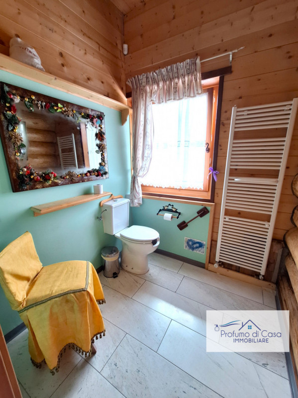 COMELICO SUPERIORE - Vi proponiamo in esclusiva uno splendido Chalet con vista sulle montagne, st...