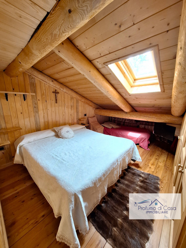 COMELICO SUPERIORE - Vi proponiamo in esclusiva uno splendido Chalet con vista sulle montagne, st...