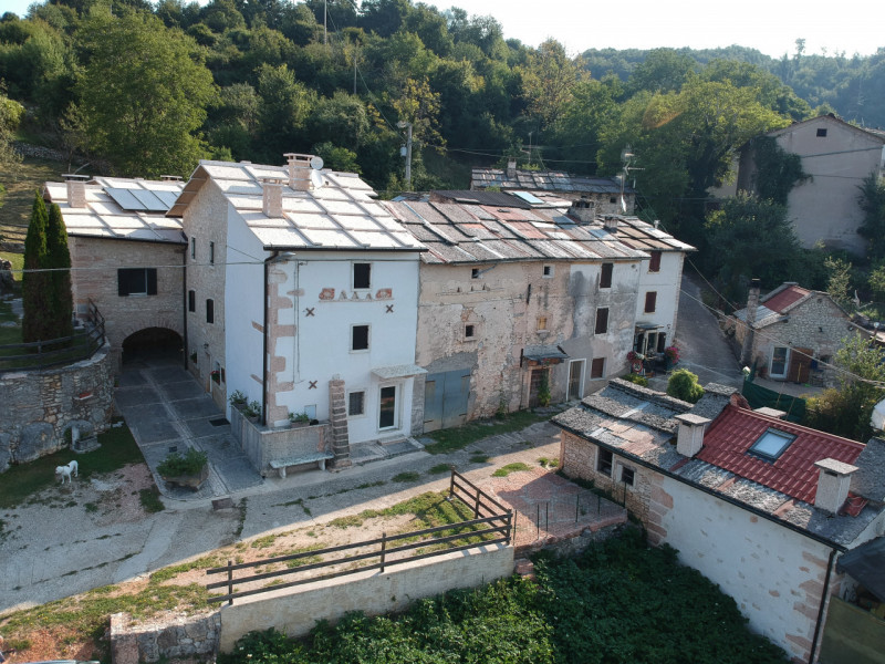 Erbezzo Vendita Casa a schiera porzione di testa