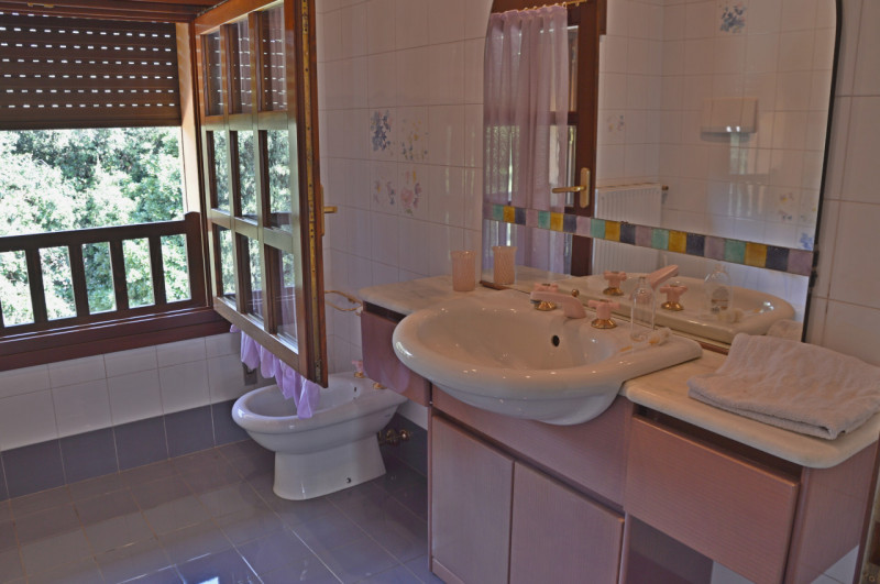 LA TUA NUOVA CASA INDIPENDENTE: SPAZIO, LUCE, GIARDINO E UN MAGNIFICO PORTICO TUTTO DA VIVERE
Bif...