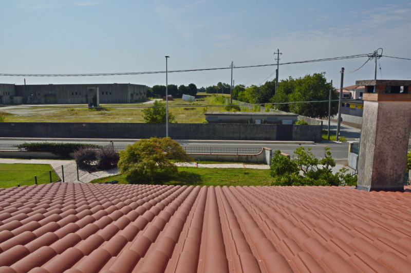 LA TUA NUOVA CASA INDIPENDENTE: SPAZIO, LUCE, GIARDINO E UN MAGNIFICO PORTICO TUTTO DA VIVERE
Bif...