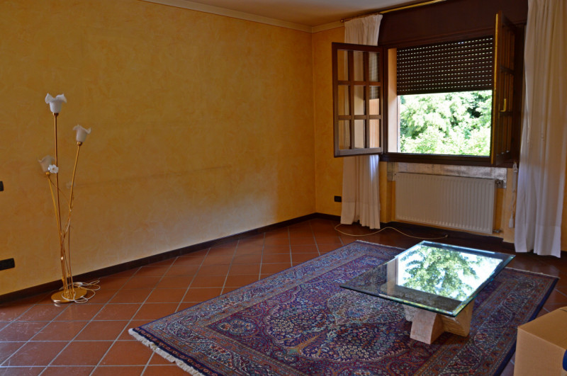 LA TUA NUOVA CASA INDIPENDENTE: SPAZIO, LUCE, GIARDINO E UN MAGNIFICO PORTICO TUTTO DA VIVERE
Bif...