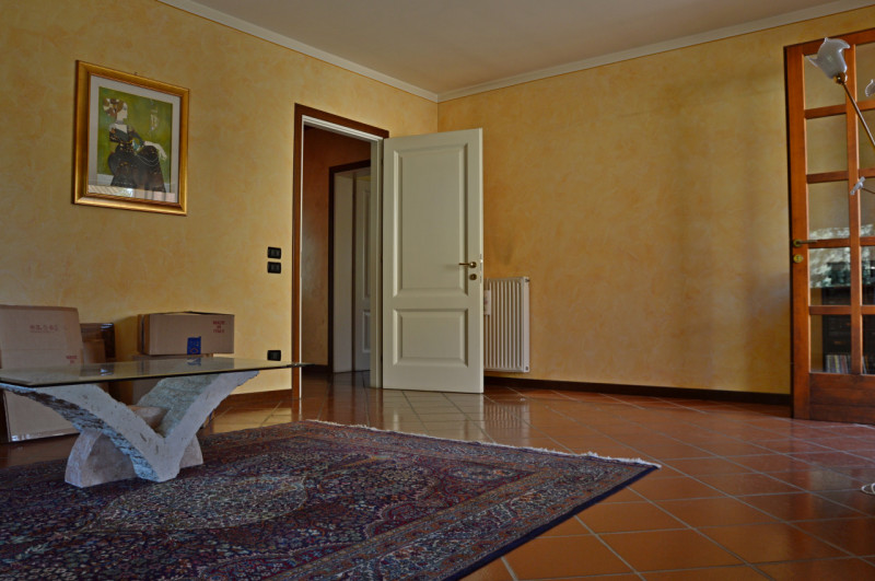 LA TUA NUOVA CASA INDIPENDENTE: SPAZIO, LUCE, GIARDINO E UN MAGNIFICO PORTICO TUTTO DA VIVERE
Bif...