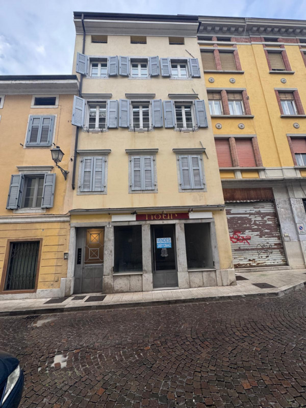 Gorizia Vendita Negozio