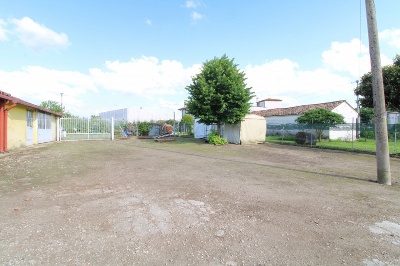 MONSELICE: in zona di campagna, nella località di Ca' Oddo, si propone rustico singolo da ristrut...