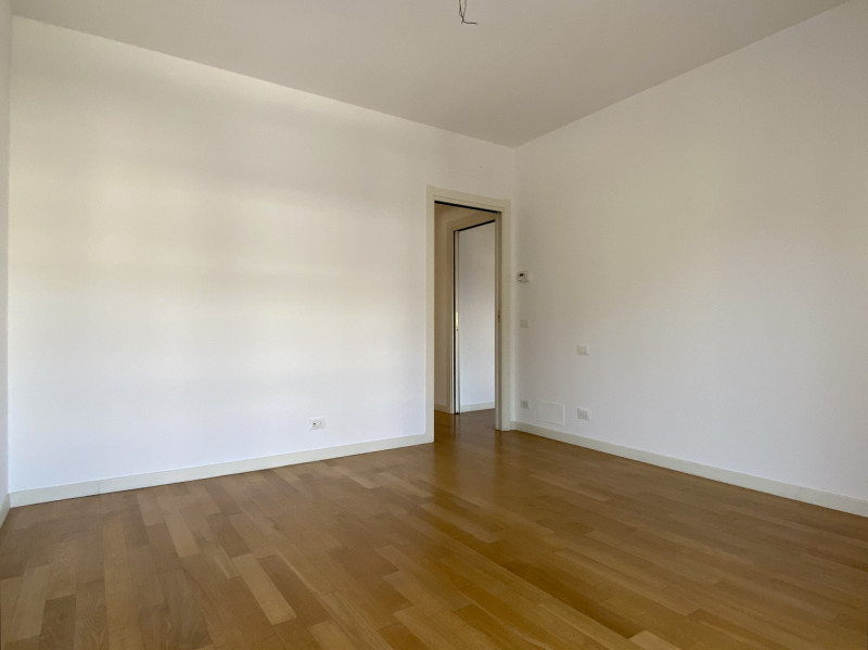 In elegante contesto residenziale del 2008, proponiamo in vendita un luminoso appartamento bicame...