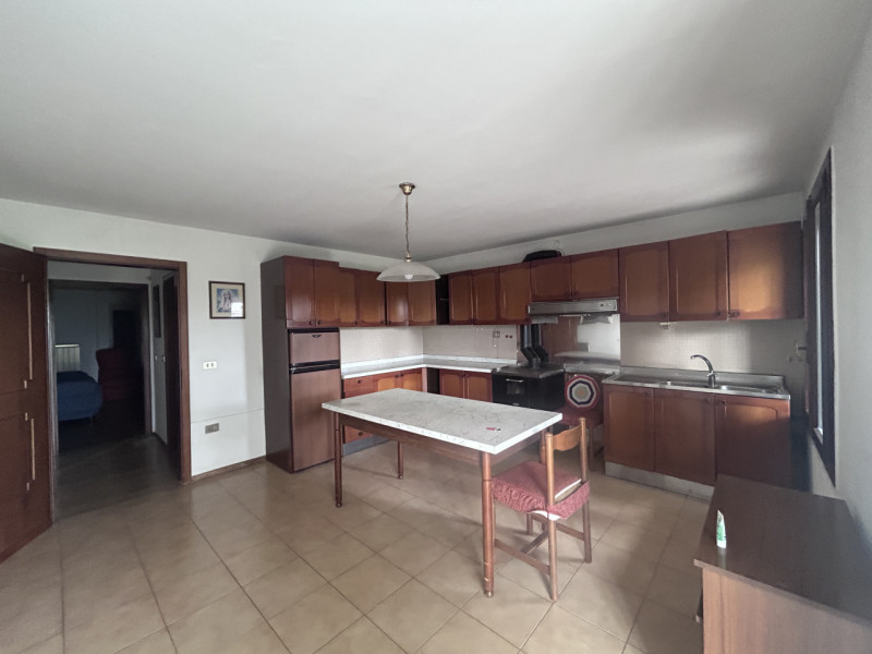 MARANO VICENTINO: in posizione tranquilla e immersa nel verde, proponiamo CASA SINGOLA SOVRAPPOST...