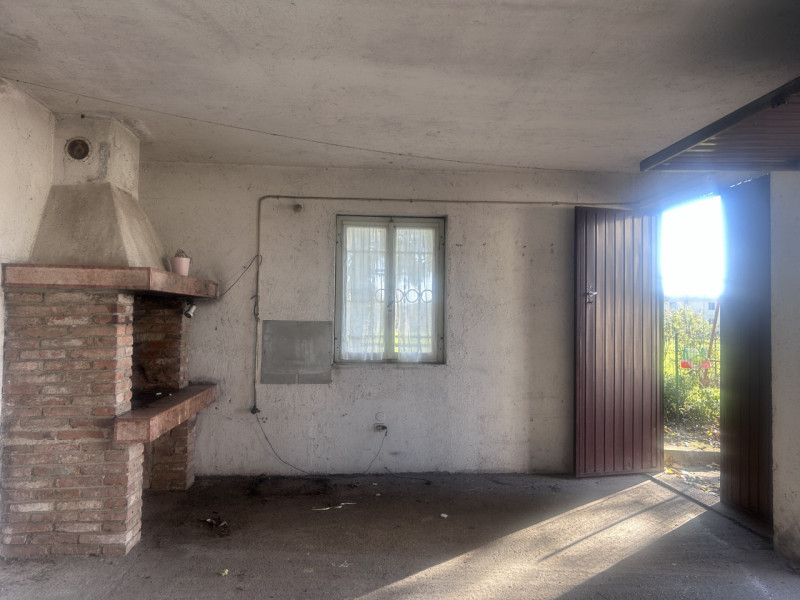 MARANO VICENTINO: in posizione tranquilla e immersa nel verde, proponiamo CASA SINGOLA SOVRAPPOST...