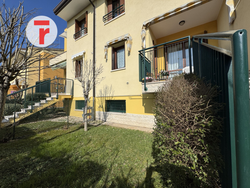 Cadoneghe Vendita Casa a schiera porzione centrale