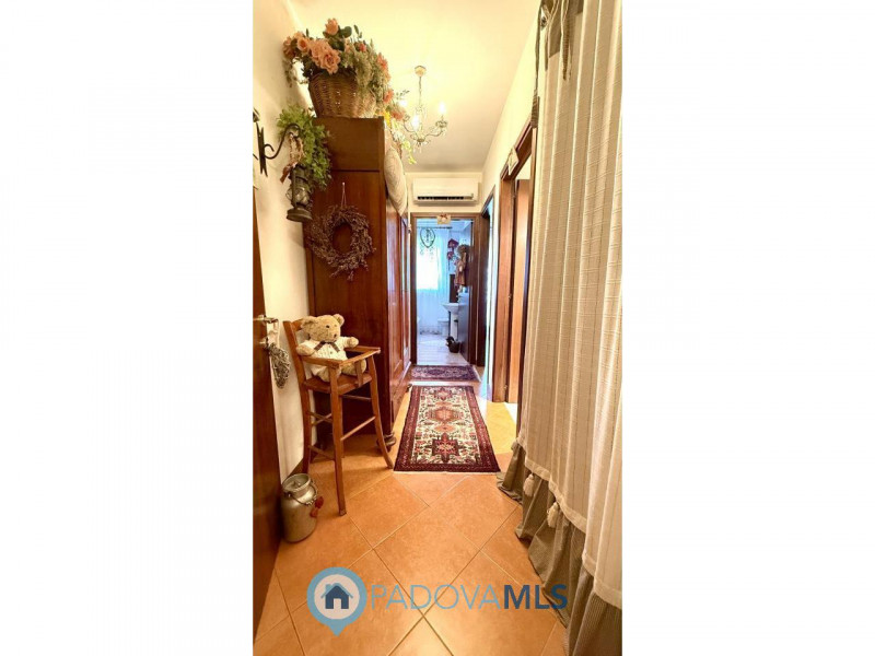 Immobile in esclusiva al Gruppo Padova MLS
VIGODARZERE: OTTIMO INVESTIMENTO zona tranquilla e res...