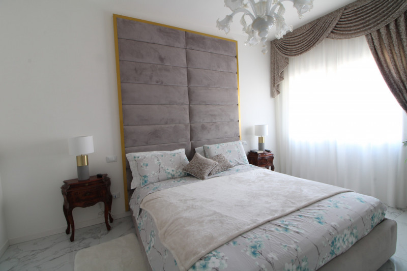 MONSELICE: scopri questo splendido appartamento trilocale, al primo piano, situato nel centro sto...