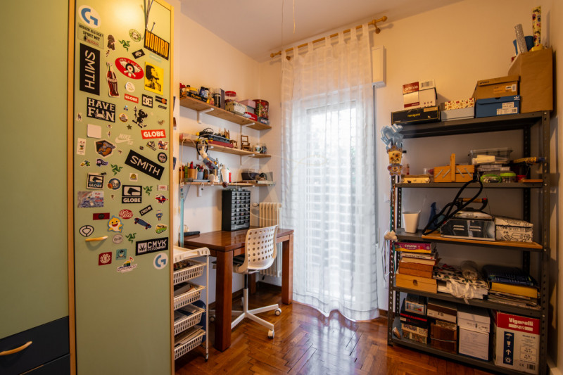 Scopri questo affascinante appartamento di 112 mq situato in zona Paltana a Padova, in una tranqu...