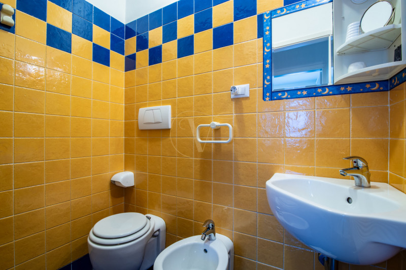 Scopri questo affascinante appartamento di 112 mq situato in zona Paltana a Padova, in una tranqu...