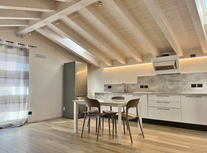 VENDESI VILLA COSTRUITA NEL 2020 E INSERITA IN CONTESTO DI CORTE COMUNE A MONTECCHIO MAGGIORE– Ri...