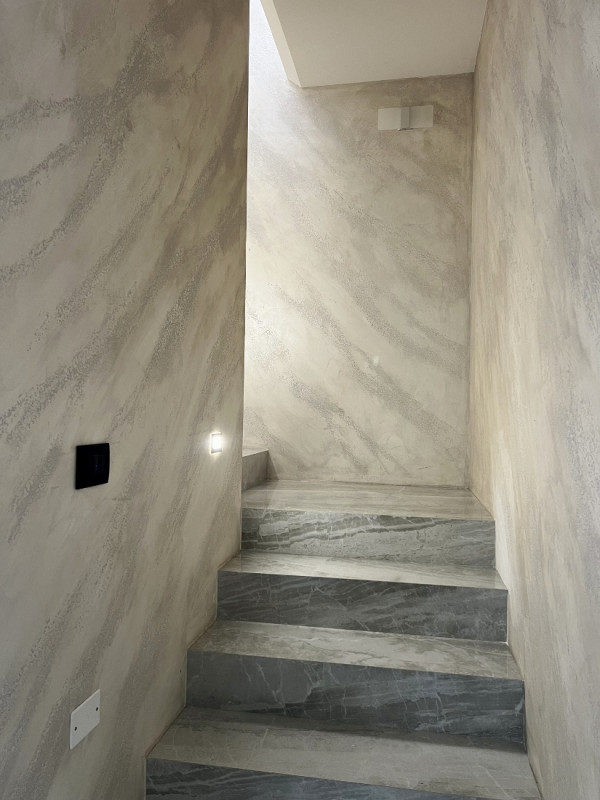 VENDESI VILLA COSTRUITA NEL 2020 E INSERITA IN CONTESTO DI CORTE COMUNE A MONTECCHIO MAGGIORE– Ri...