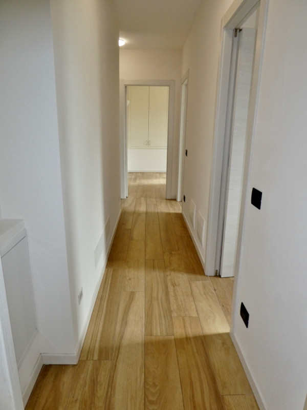 VENDESI VILLA COSTRUITA NEL 2020 E INSERITA IN CONTESTO DI CORTE COMUNE A MONTECCHIO MAGGIORE– Ri...