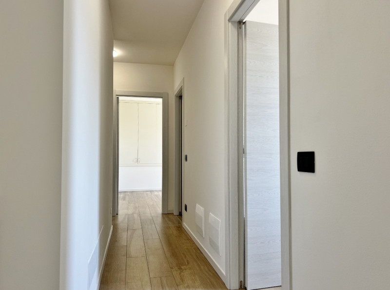 VENDESI VILLA COSTRUITA NEL 2020 E INSERITA IN CONTESTO DI CORTE COMUNE A MONTECCHIO MAGGIORE– Ri...