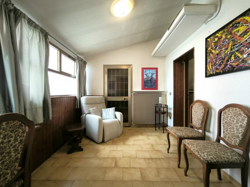 CARBONERA: VASCON

Proponiamo in vendita una bifamiliare situata nella zona residenziale di Vasco...