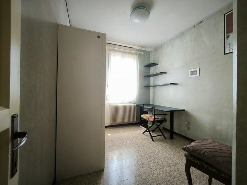 CARBONERA: VASCON

Proponiamo in vendita una bifamiliare situata nella zona residenziale di Vasco...