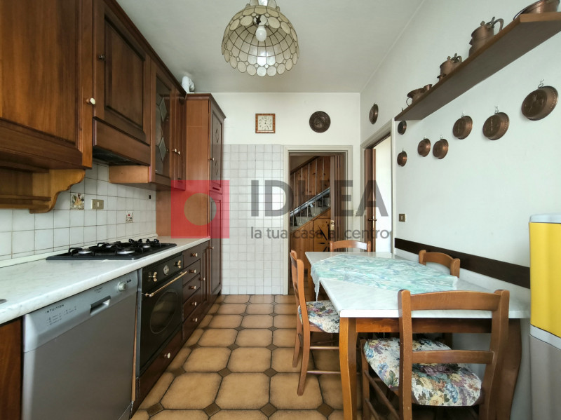 CARBONERA: VASCON

Proponiamo in vendita una bifamiliare situata nella zona residenziale di Vasco...