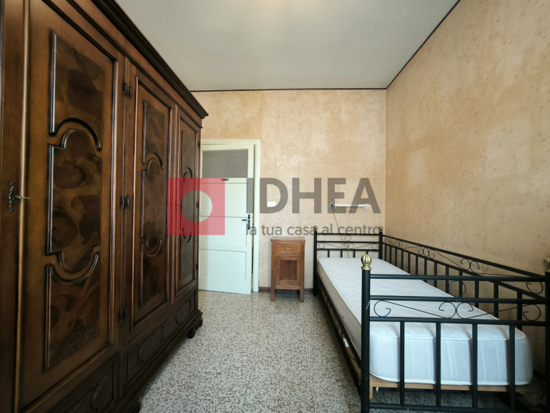 CARBONERA: VASCON

Proponiamo in vendita una bifamiliare situata nella zona residenziale di Vasco...