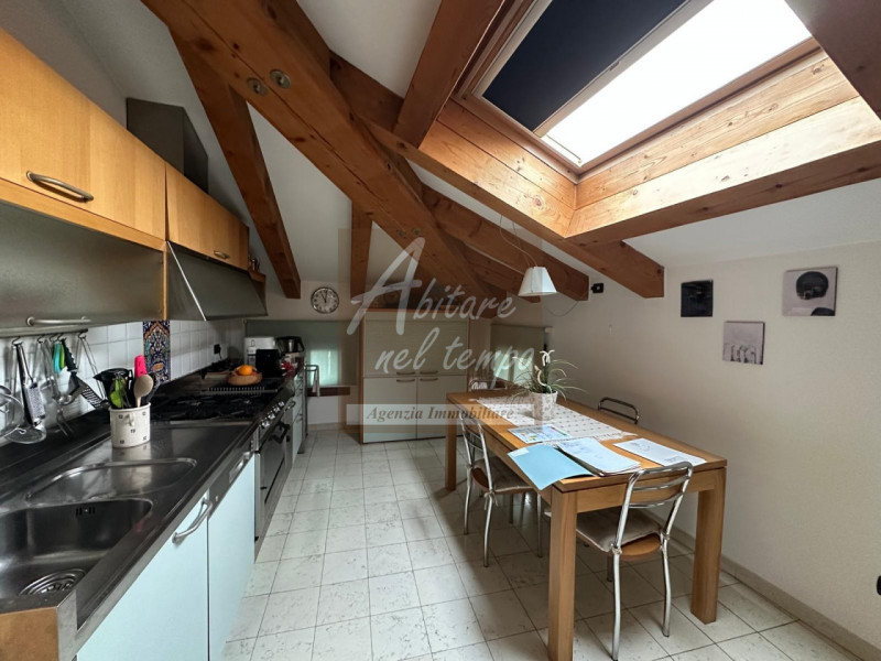 CITTADELLA (PD) - Zona Borgo Padova

In nostra esclusiva proponiamo in vendita un raffinato attic...