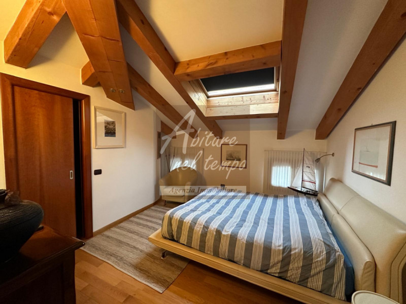 CITTADELLA (PD) - Zona Borgo Padova

In nostra esclusiva proponiamo in vendita un raffinato attic...