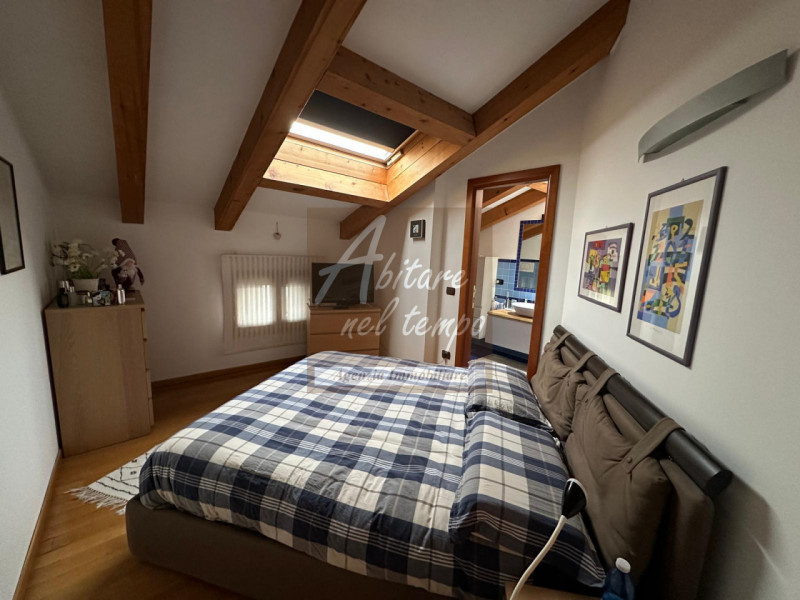 CITTADELLA (PD) - Zona Borgo Padova

In nostra esclusiva proponiamo in vendita un raffinato attic...