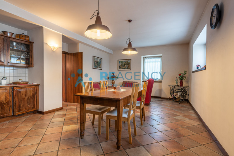 CORNEDO VICENTINO

Stai cercando una CASA INDIPENDENTE con AMPIO GIARDINO e TAVERNA per te e la t...