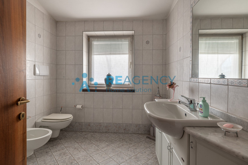 CORNEDO VICENTINO

Stai cercando una CASA INDIPENDENTE con AMPIO GIARDINO e TAVERNA per te e la t...