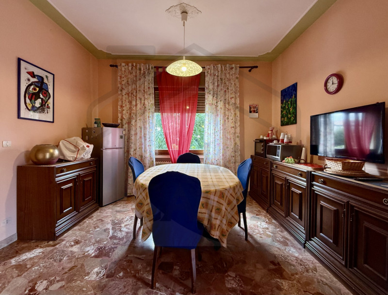 ABANO TERME - Nel cuore del quartiere San Lorenzo, una delle zone più ricercate e comode di Abano...