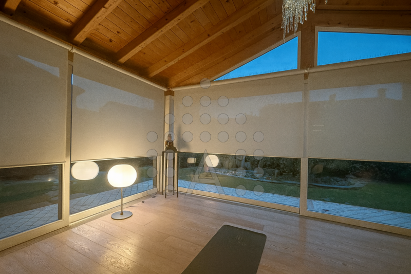 PORZIONE DI BIFAMILIARE INDIPENDENTE – 230 m² – GIARDINO, VERANDA/PALESTRA, SPA PRIVATA – ULTIMAT...