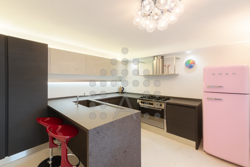 PORZIONE DI BIFAMILIARE INDIPENDENTE – 230 m² – GIARDINO, VERANDA/PALESTRA, SPA PRIVATA – ULTIMAT...