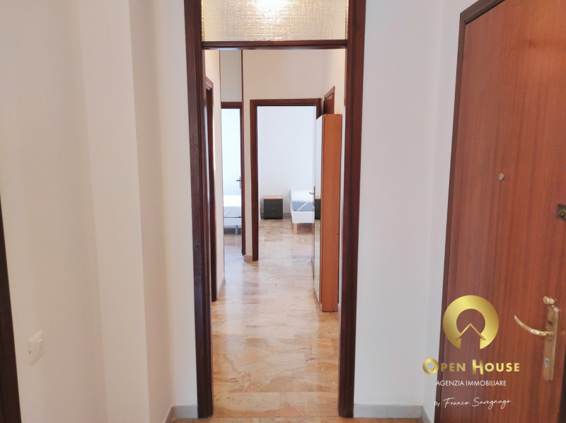 OPEN HOUSE by Franco Savegnago propone in locazione dal 01/02/2026 stanza arredata al 1° Piano co...