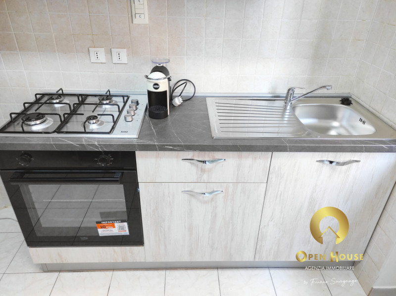 OPEN HOUSE by Franco Savegnago propone in locazione dal 01/02/2026 stanza arredata al 1° Piano co...