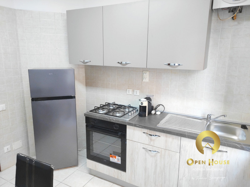 OPEN HOUSE by Franco Savegnago propone in locazione dal 01/02/2026 stanza arredata al 1° Piano co...