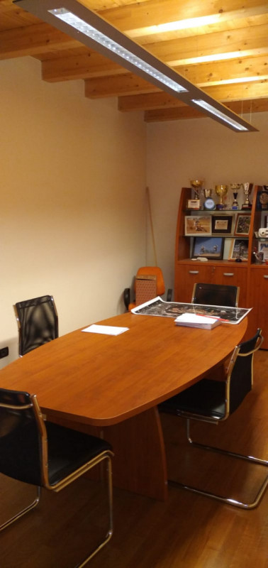 Affittasi Capannone accostato situato nella zona industriale di Monselice, con una superficie di ...