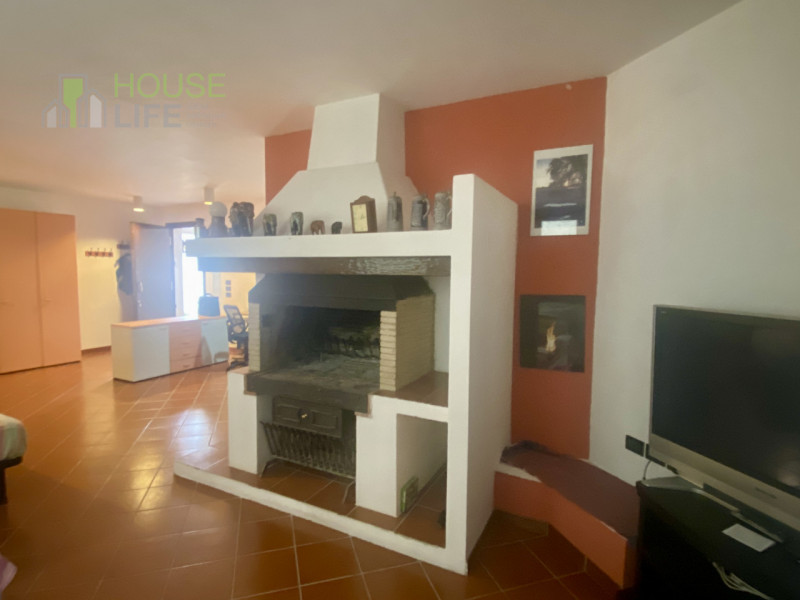 PIOVENE ROCCHETTE: In zona comoda al centro, proponiamo APPARTAMENTO in VILLA al piano terra con ...