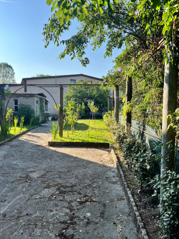 Fornovo di Taro Vendita Casa singola terratetto