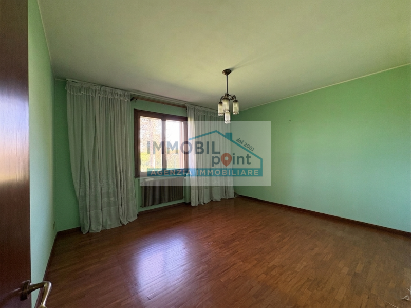 All'interno del quartiere residenziale di Feriole di Abano Terme, vi presentiamo una straordinari...